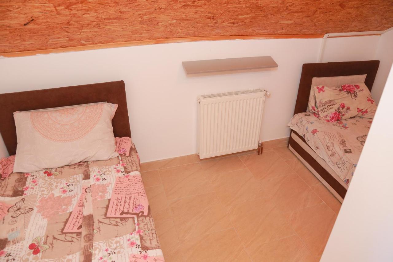 Vila Viktori Пирот Экстерьер фото