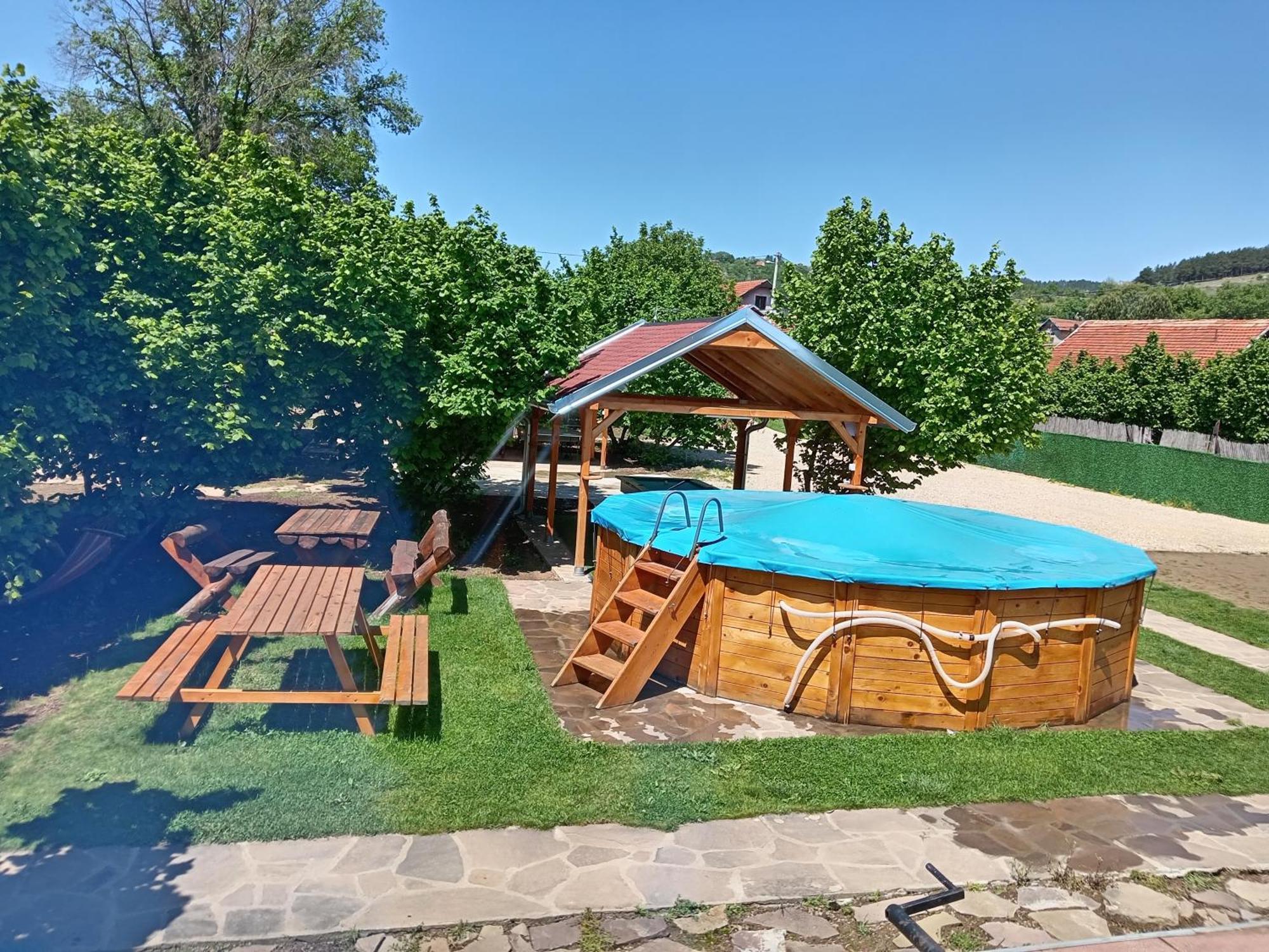Vila Viktori Пирот Экстерьер фото