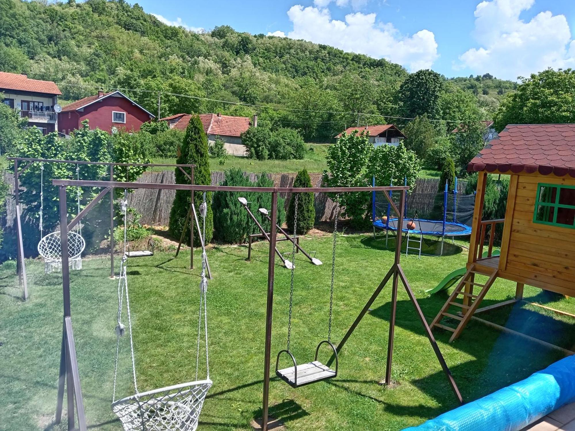 Vila Viktori Пирот Экстерьер фото